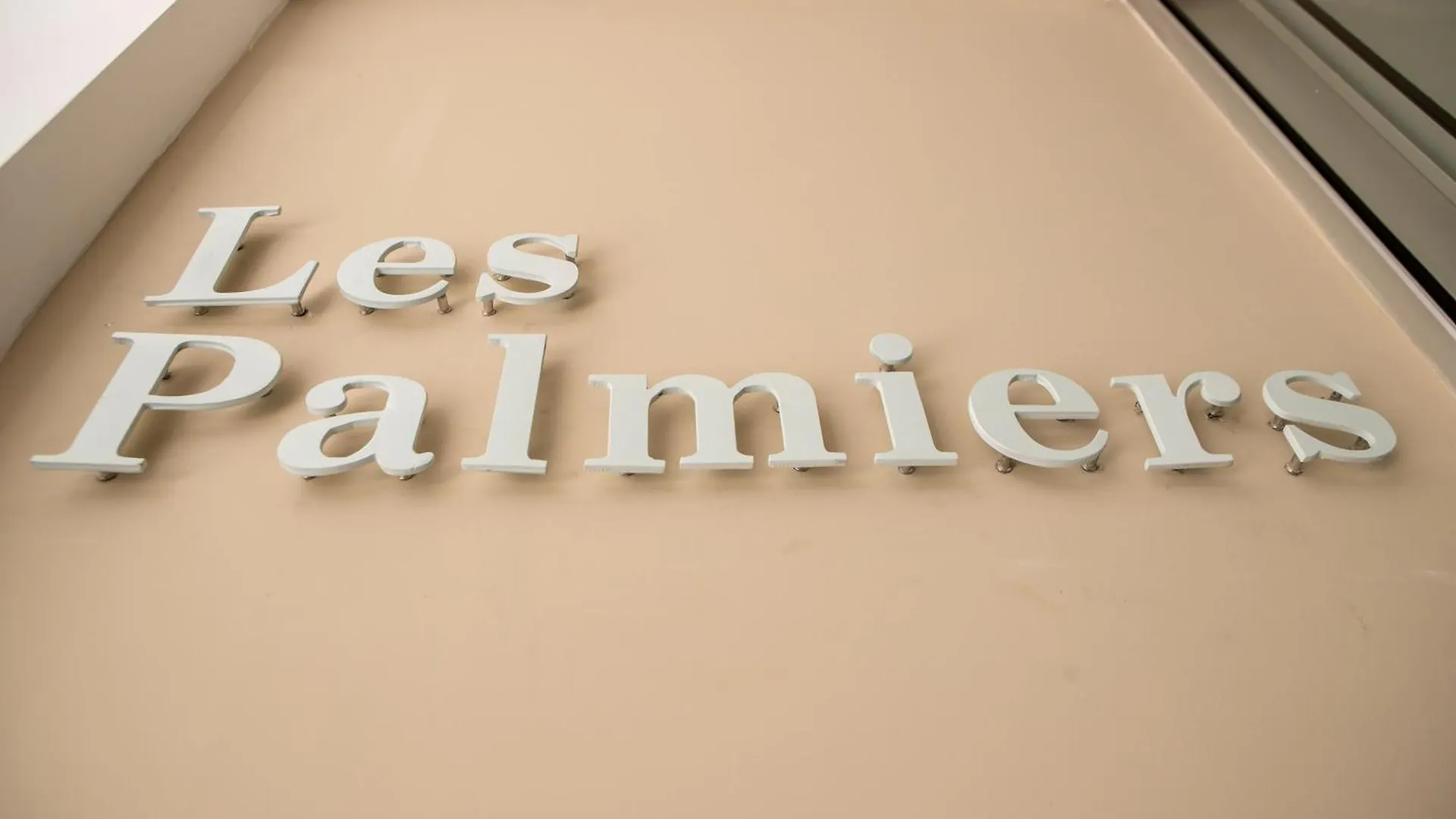Les Palmiers Beach Boutique Hotel & Luxury Apartments Larnaca Cyprus