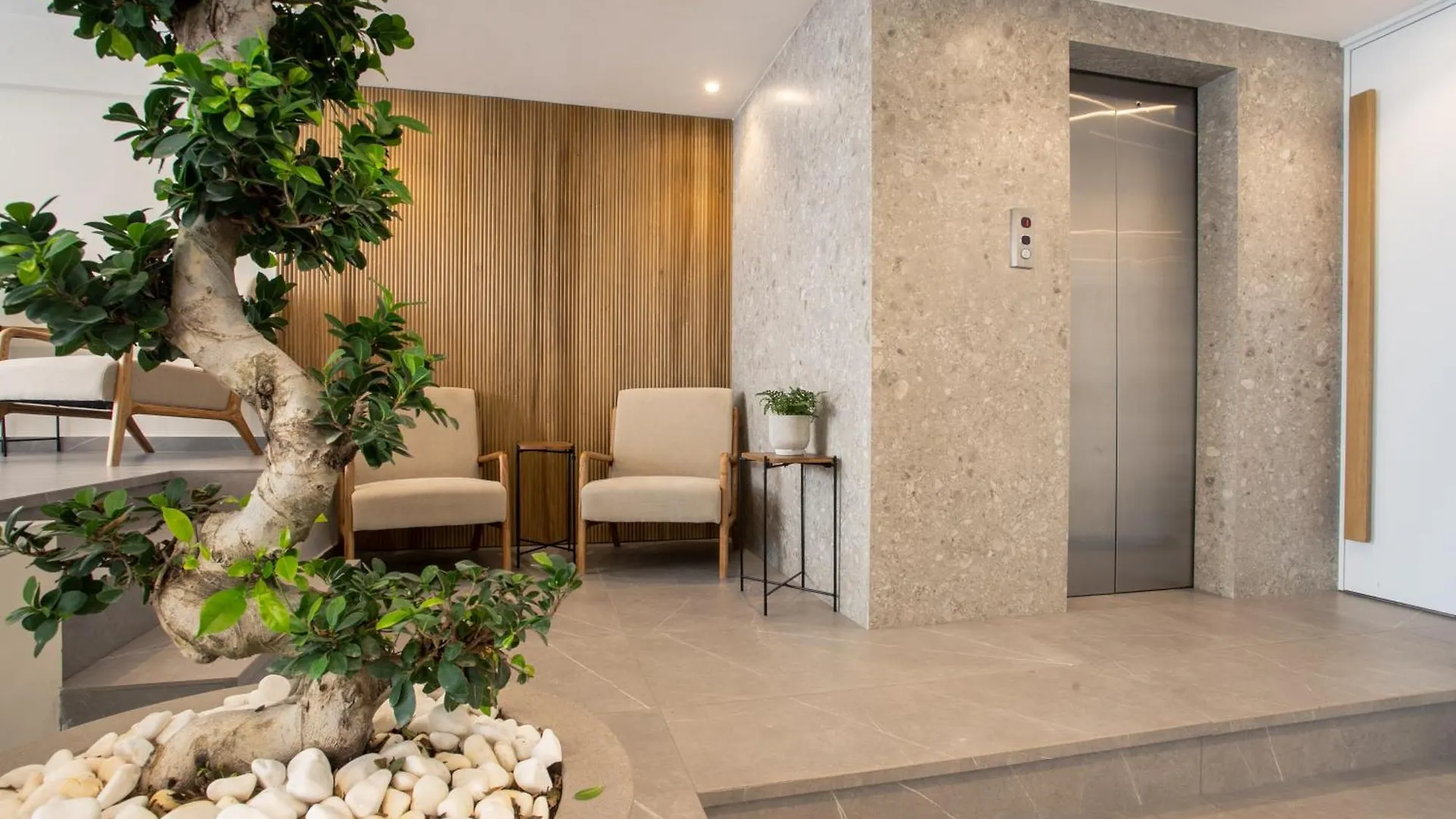 Les Palmiers Beach Boutique Hotel & Luxury Apartments Larnaca