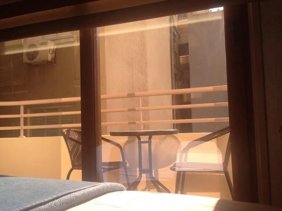 Les Palmiers Beach Boutique Hotel & Luxury Apartments Larnaca