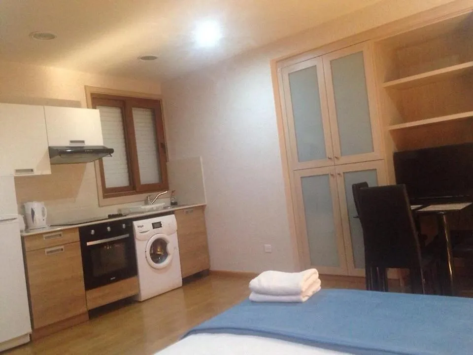 **  Les Palmiers Beach Boutique Hotel & Luxury Apartments Larnaca Cyprus