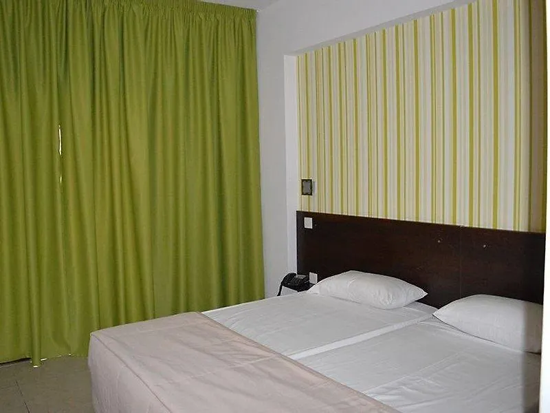 Les Palmiers Beach Boutique Hotel & Luxury Apartments Larnaca