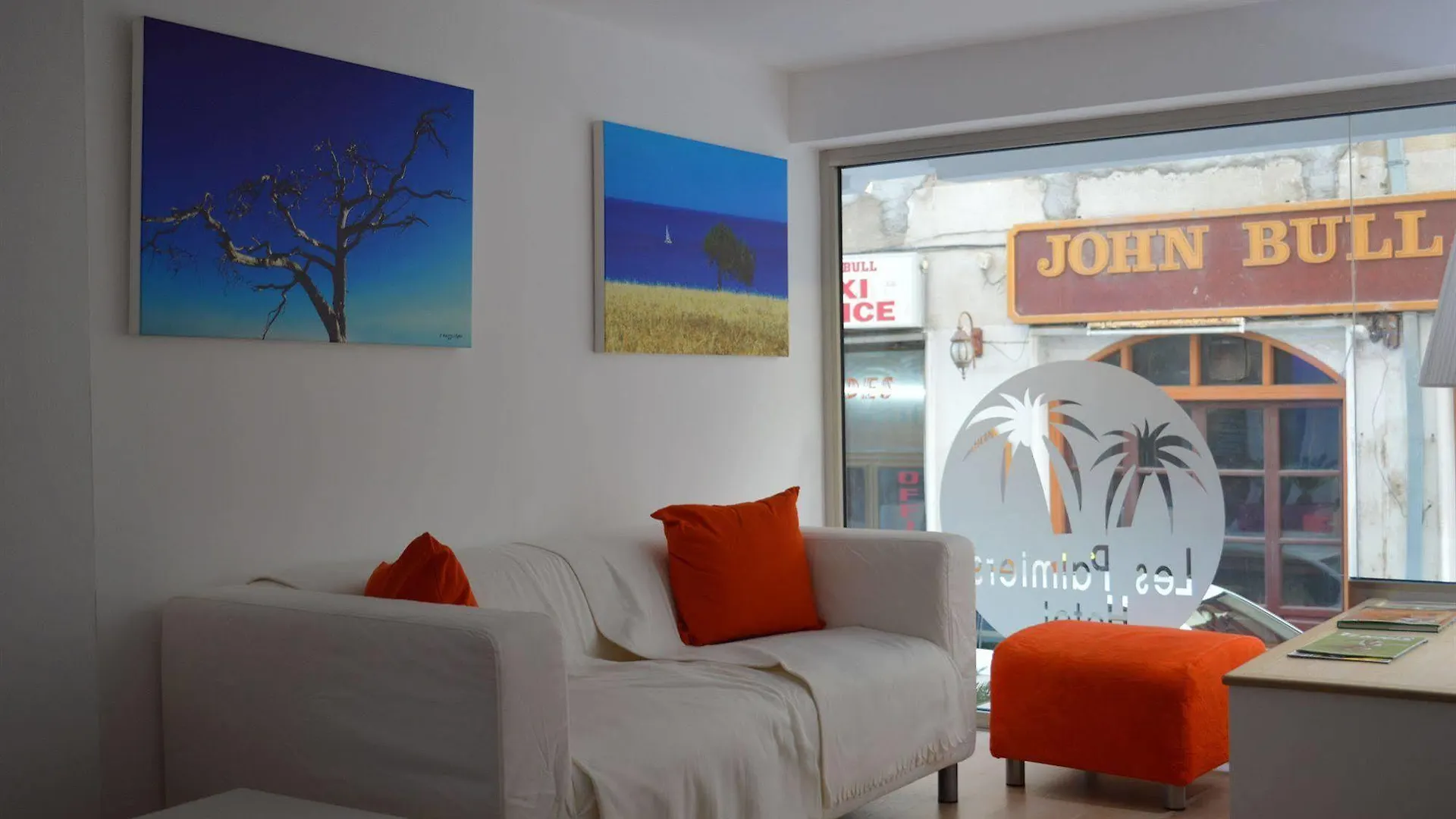 Les Palmiers Beach Boutique Hotel & Luxury Apartments Larnaca 2*,